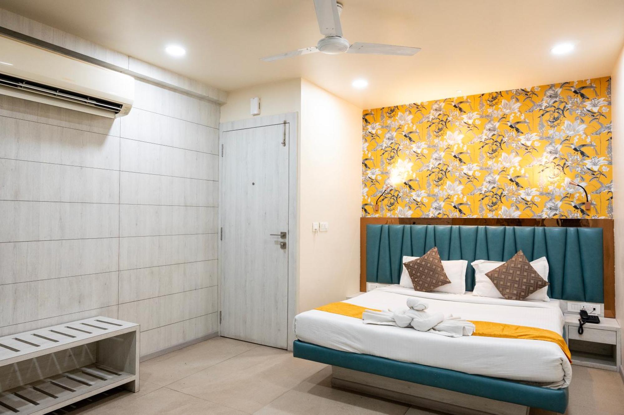 The Opus Kolkata - A Boutique Hotel Екстер'єр фото
