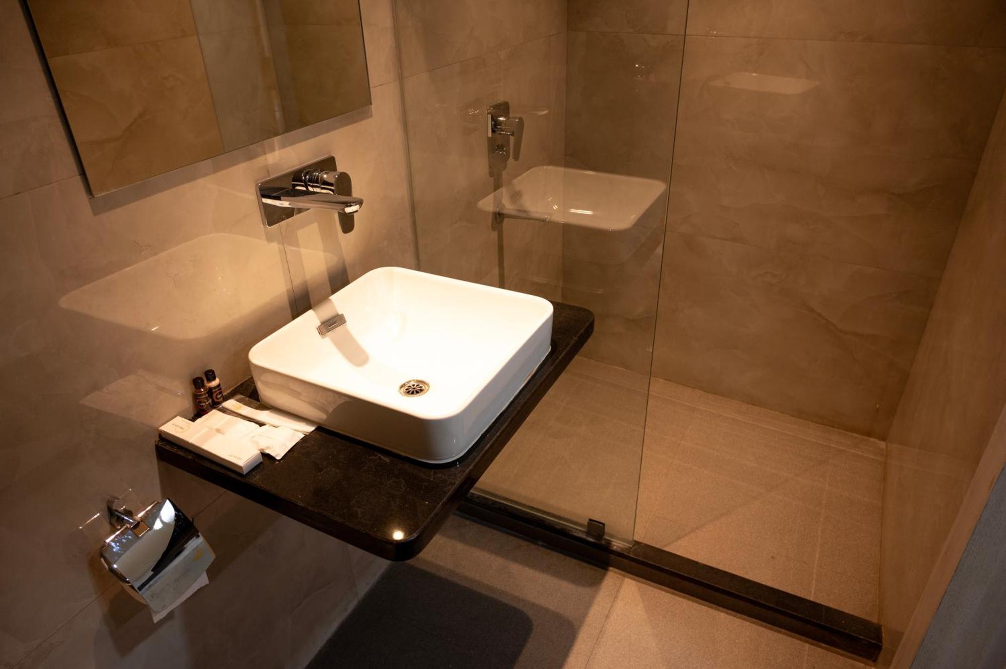 The Opus Kolkata - A Boutique Hotel Екстер'єр фото