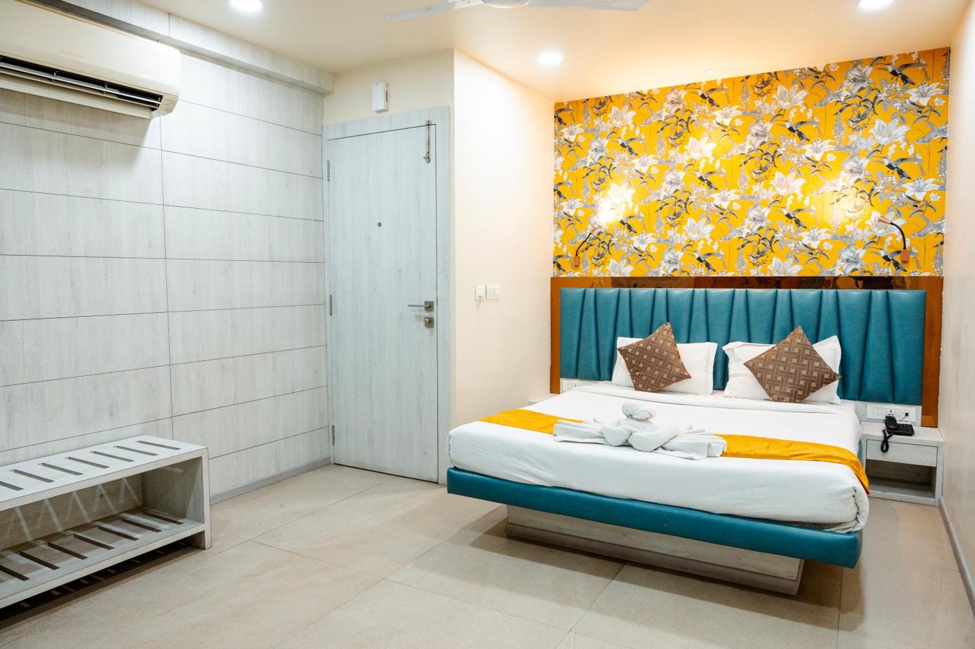 The Opus Kolkata - A Boutique Hotel Екстер'єр фото
